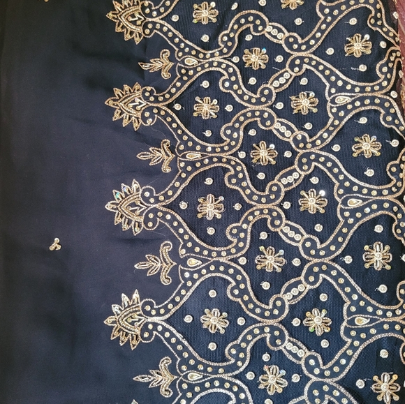 Embellished Black Saree with Blouse - Picture 12 of 17